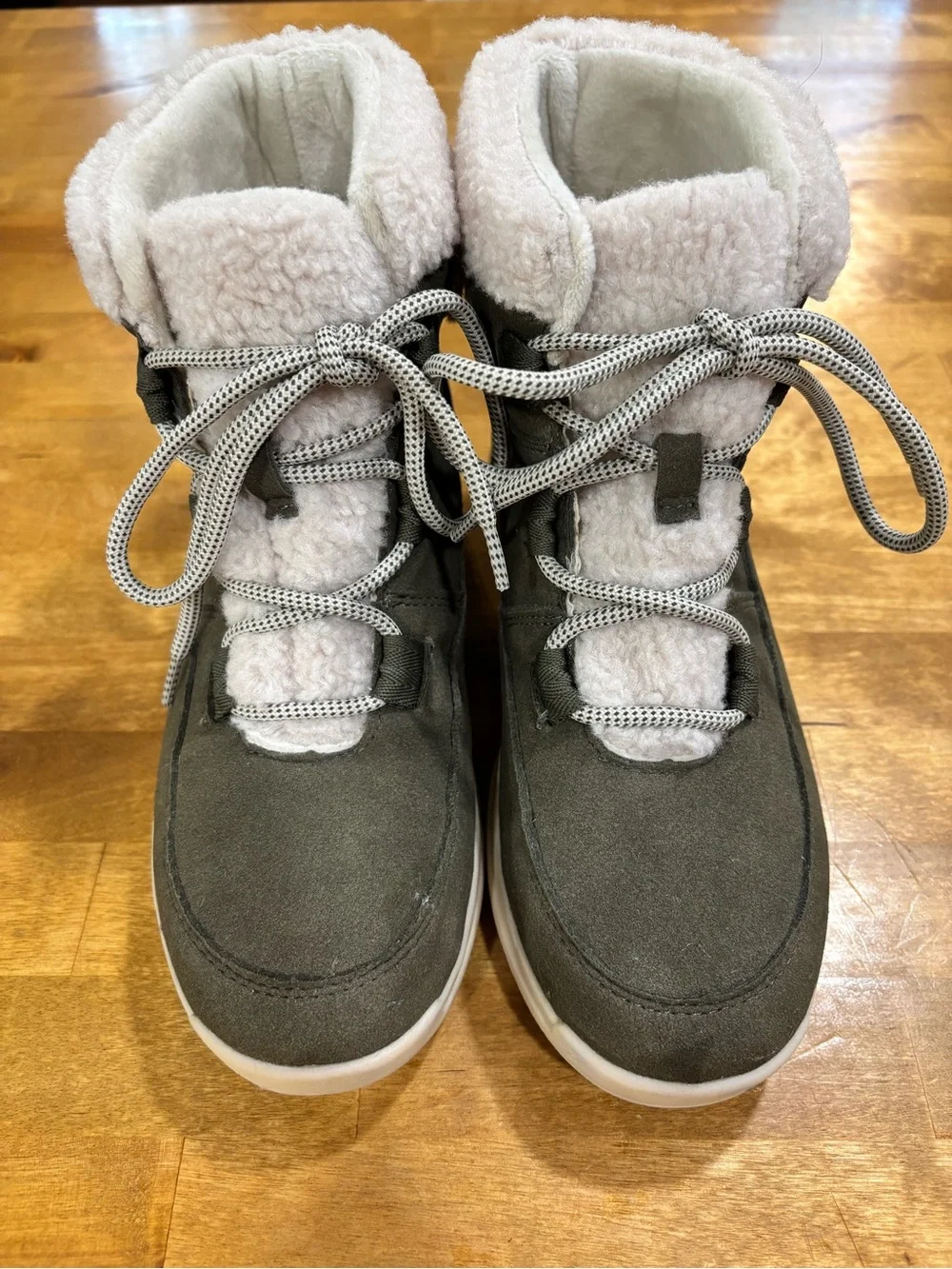 JBU by Jambu Freeze Women’s Size 7 Olive Faux Fur Lace Up Winter Boots